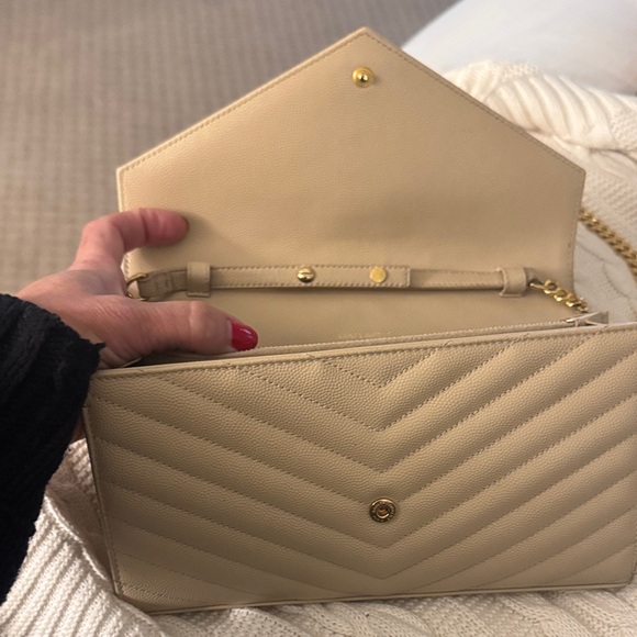 Saint Laurent Beige Quilted Leather Chain Wallet - Picture 6 of 13